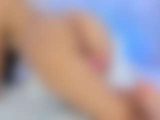 Live cam show with roxanneshelby - Butt Plug on Camsoda