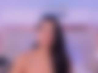 Live cam show with roxanneshelby - Spank on Camsoda