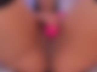 Show di cam dal vivo con roxanneshelby - Drinking su Camsoda