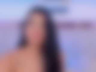 Live cam show with roxanneshelby - Thong on AdultVida.com