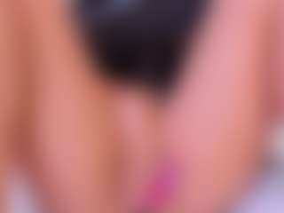 roxanneshelby's Live Sex Cam Show