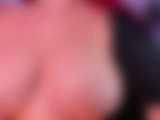 Live cam show with ViolettCastel - Red Hair on PervPlay.com