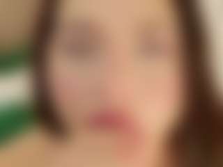 Live cam show with Celia - Fuck on CamwithHer