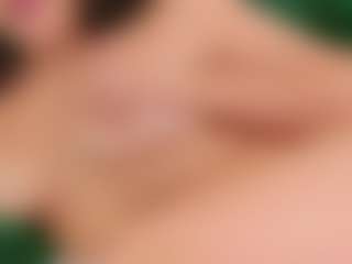 Live cam show with Celia - Blue Eyes on Camming Site