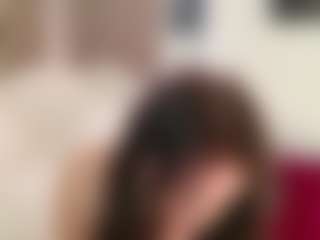 Live cam show with Celia - Public on 1on1-livenow
