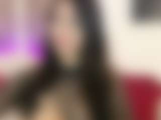 Live cam show with Celia - Athletic on livesuperchat.net