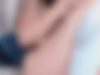 Emmajonees's Live Sex Cam Show