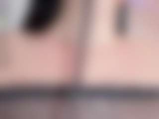 Emmajonees's Live Sex Cam Show
