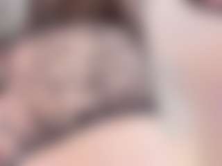Emmajonees's Live Sex Cam Show