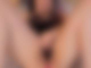 Hi I'm Anna Gabor MILF webcam performer live streaming