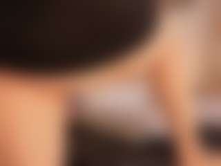 Hi I'm Anna Gabor MILF webcam performer live streaming