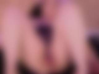 Anna Gabor Queen Anal MILF webcam performer live streaming