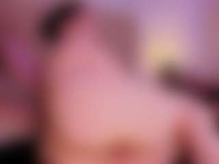 Live cam show with Anna Gabor Queen Anal - Toys on CamSodaAdn