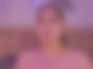 Anna Gabor Queen Anal MILF webcam performer live streaming