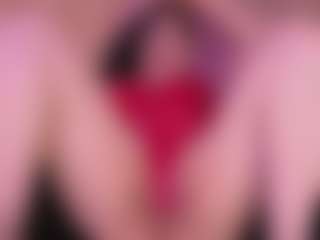 Live cam show with Anna Gabor AnalQueen - Public MILF on Camsoda