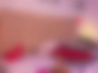 Live cam show with Anna Gabor AnalQueen - Mature on Camsoda