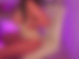 Live cam show with BiancaTease - Cbt on boobsie.com