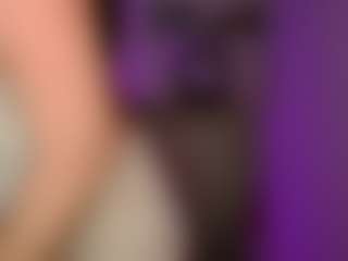 Live cam show with BiancaTease - Pleasure on fapnchat
