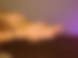 Live cam show with BiancaTease - White on Camiplay Live | poland