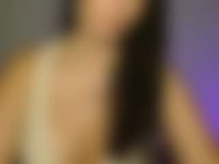Live cam show with BiancaTease - Flirt on livesuperchat.net