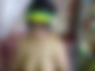 Cristinablue21's Live Sex Cam Show