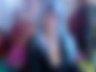 Cristinablue21's Live Sex Cam Show