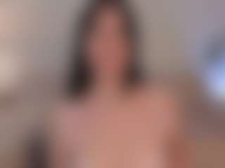 Live cam show with velvet-holly - Massage on Free Soda