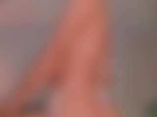 velvet-holly's Live Sex Cam Show