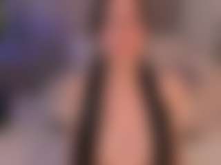 Live cam show with Hanna - Smoking on Camsoda