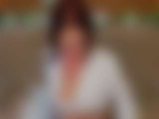Live cam show with LucyBelli - Green Eyes on anonymated.com