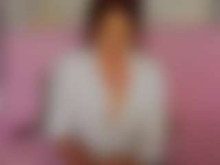 LucyBelli's Live Sex Cam Show