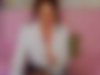 LucyBelli's Live Sex Cam Show