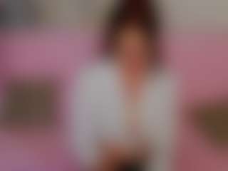 Live cam show with LucyBelli - Tease Mature on sexytreat.net