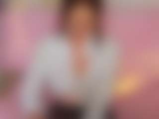 LucyBelli's Live Sex Cam Show