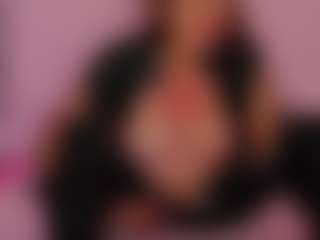 Live cam show with LucyBelli - Creampie on Dare Cams