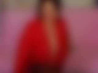 Live cam show with LucyBelli - Green Eyes on Camsoda