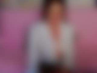Live cam show with LucyBelli - Amateur on SquirtSoMuch