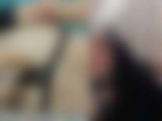 Live cam show with mia-kathelyn - Tease on CamClone