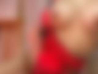 Live cam show with Selene Wild - Fit on TastyBlacksLive