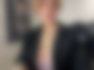 Selene Wild's Live Sex Cam Show