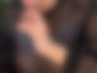 Selene Wild's Live Sex Cam Show