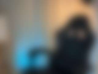 Selene Wild's Live Sex Cam Show