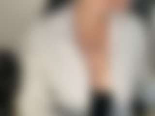 Selene Wild's Live Sex Cam Show