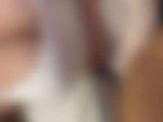 Selene Wild's Live Sex Cam Show