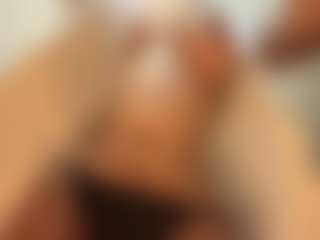 Live cam show with Selene Wild - Gagging on https://playwithruby.com