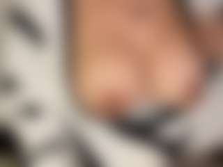 Live cam show with Selene Wild - Fit on live18s.com