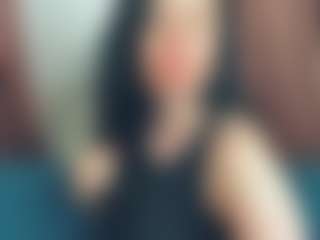 wowlady MILF webcam performer live streaming