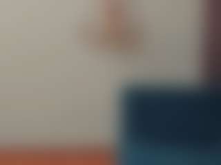 wowlady MILF webcam performer live streaming