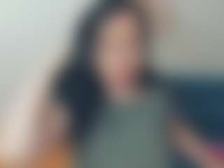 wowlady MILF webcam performer live streaming