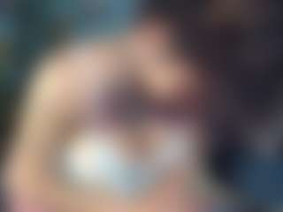Live cam show with Nicoleink01 - MILF on xDating